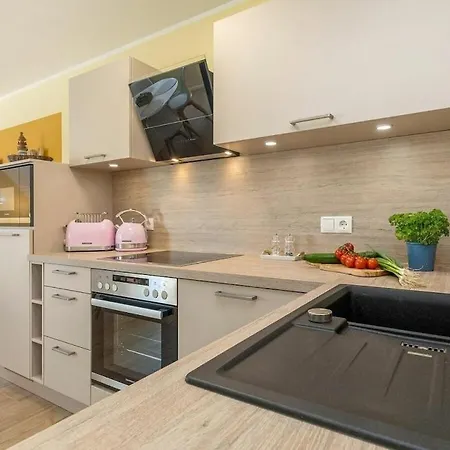 펜션 With 1 Bedroom 프레로